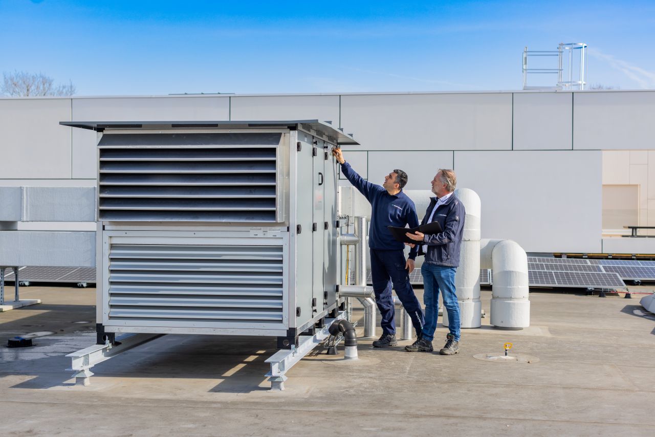 Hendri Caner VanderLinden